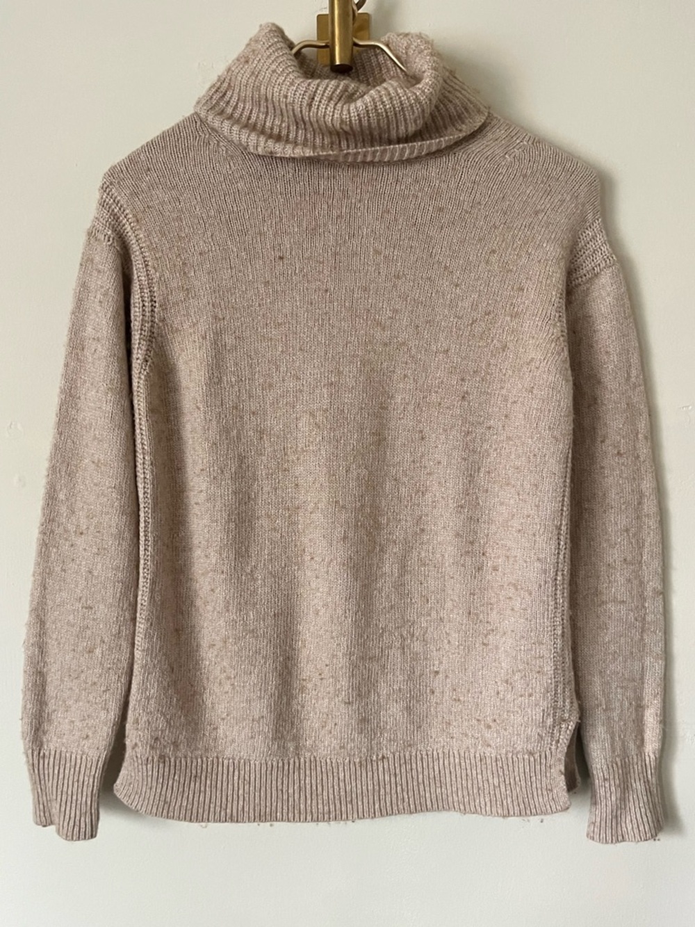 J. Crew Beige/Cream minimalist clean WOOL casual fall Turtleneck Sweater M